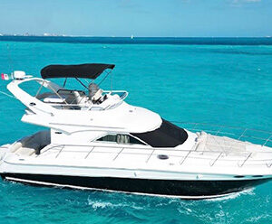 Cancun Luxury Yacht 40 ft (4 hrs)